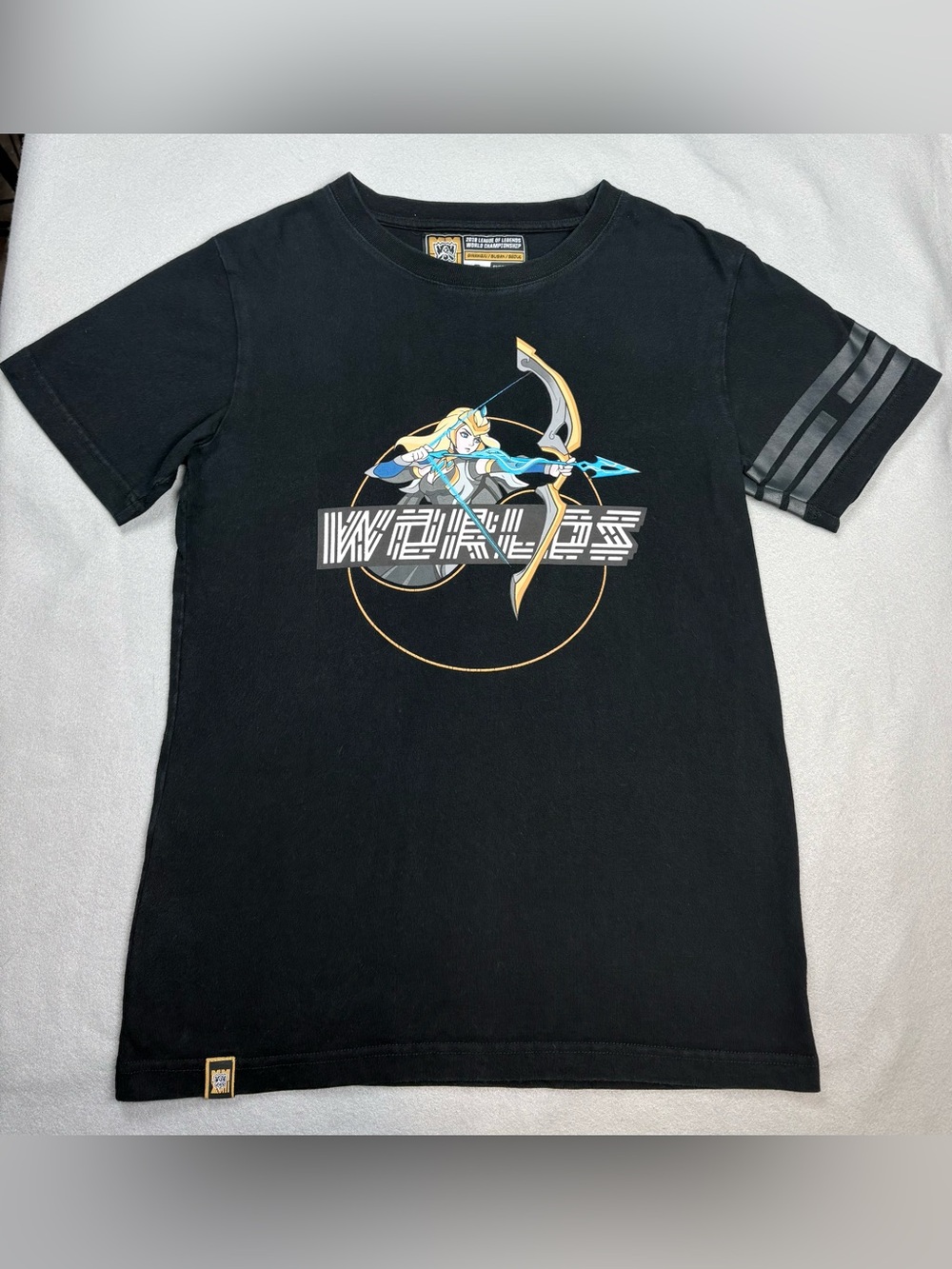 2018 League of Legends Worlds Ashe Riot Games Tee S